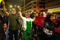 Destituye el Congreso de Perú a Dina Boluarte