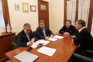 Tras la salida de Espert, Santilli busca relanzar la campaña libertaria: le hizo un guiño a Macri y desafió a Taiana a debatir