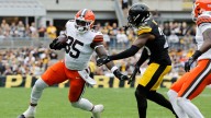 David Njoku leaves Browns game with injury in 4th quarter