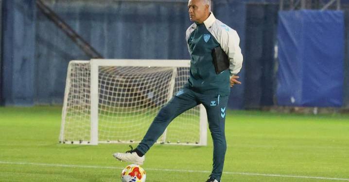 Sergio Pellicer anuncia continuidad para la Copa: "Vamos a salir con algunos titulares del otro día"