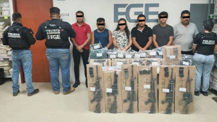 Exautodefensas de Michoacán penetran Playa del Carmen para tomar el control de venta de droga