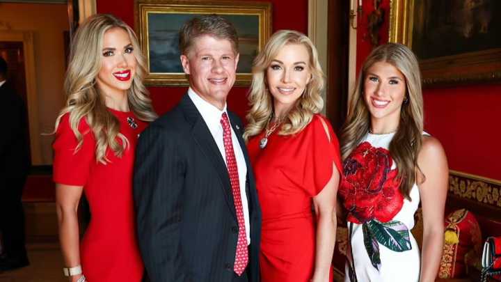 Tavia Hunt Leads as Wishes Pour In After Chiefs’ Heiress Ava Hunt Makes Personal Announcement As Kansas City Chiefs' owner Clark Hunt's youngest daughter Ava gears up for a new chapter of her life, mo