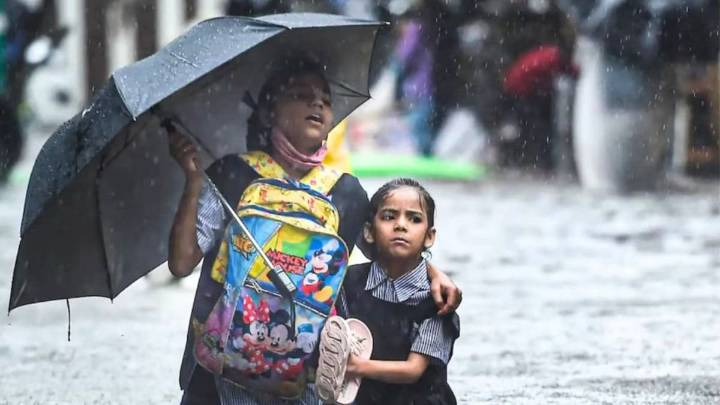 Heavy Rainfall Continue In Tamil Nadu, Govt Announces Safety Measures For Schools