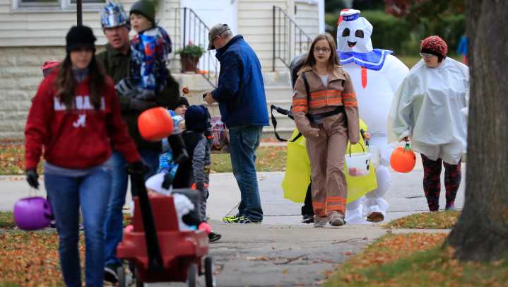 When is trick-or-treating? Check here for the Green Bay
