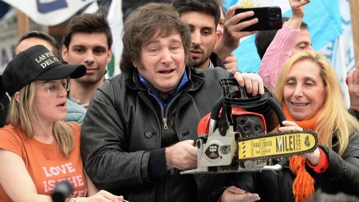 Lapidaria respuesta de médicos del Garrahan y universitarios a Milei por frenar las leyes de emergencia