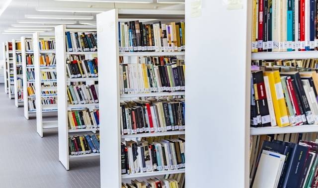 ¿Te atreves a dormir en una biblioteca? Este plan es posible en Castelló