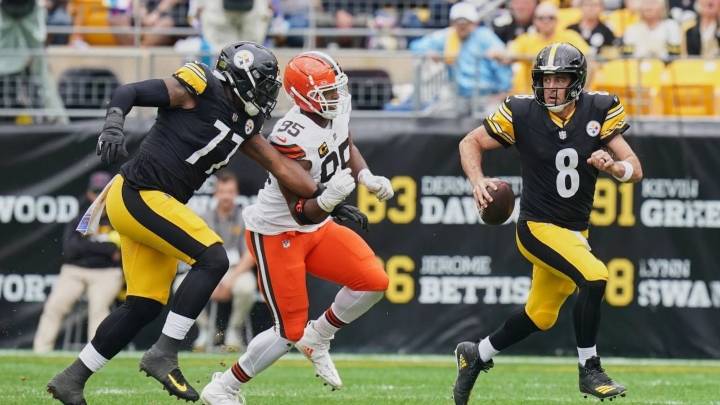 Aaron Rodgers lanza dos touchdowns en la victoria por 23-9 de los Steelers a los Browns