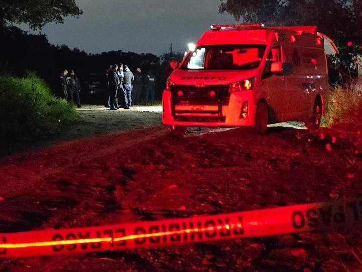 Delincuente muere por causas naturales durante un asalto a tienda OXXO