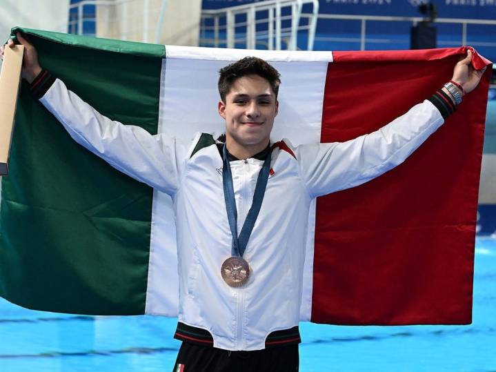 World Aquatics nominó al mexicano Osmar Olvera al premio Atleta del Año