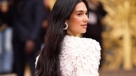 Dua Lipa, manoseada sin pudor por un fan: la aplaudida reacción de su escolta
