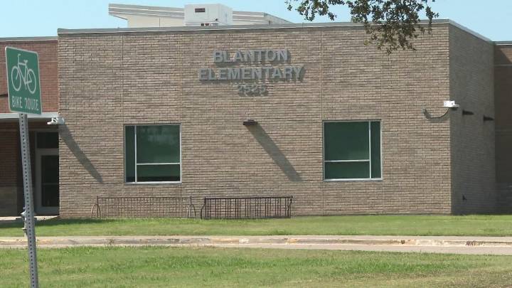 5-year-old goes missing during recess at Carrollton school, found in traffic