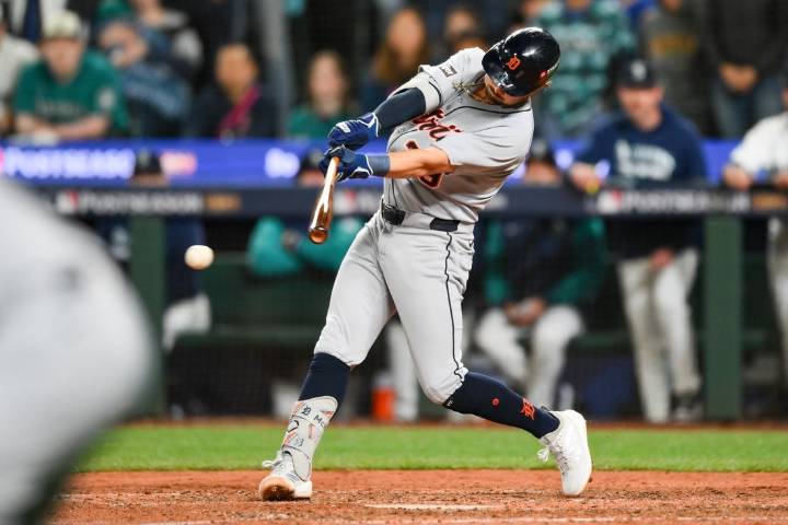 Deadspin | MLB roundup: Tigers top Mariners in 11 innings to take series opener
