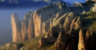 La ruta en coche más majestuosa de Aragón: 440 kilómetros para recorrer la historia del Reino