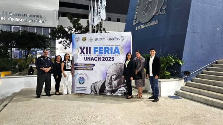 Comparten en Chiapas aplicaciones educativas desarrolladas por académicos de la UdeC