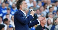 Rufus Wainwright puts twist on Canadian anthem ahead of Game 5 of World Series