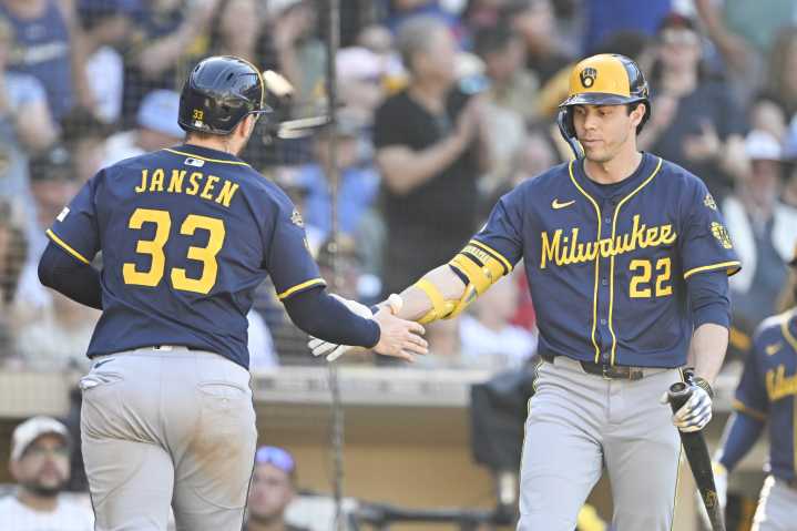 Steve Makinen’s MLB Playoff Picks from Betting Splits and Systems for Saturday, October 4