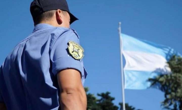 Abren inscripciones en la Policía para puestos profesionales