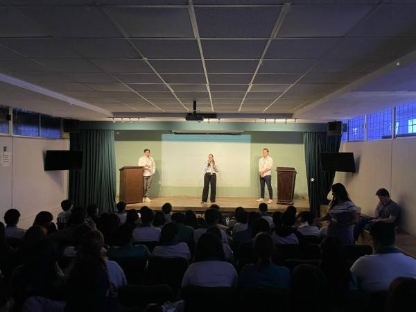 Asesora Condusef a alumnos del Cobach 4