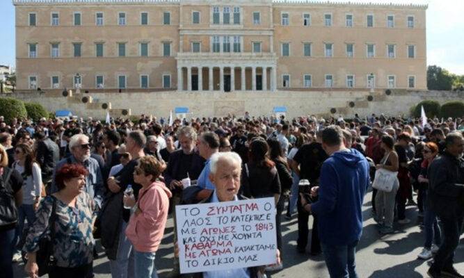 Grecia implementa jornada laboral de hasta 13 horas  diarias tras aprobar controvertida reforma laboral
