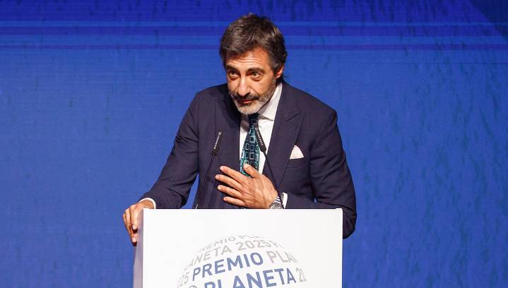 Juan del Val, ganador del Premio Planeta: "literatura comercial y calidad no son necesariamente opuestos"