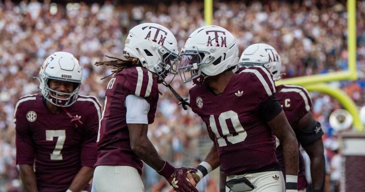 Indiana, Texas A&M would be top-four CFP seeds based on AP Top 25; Tennessee, USF back on bracket