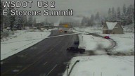 2 killed in fatal crash on Stevens Pass