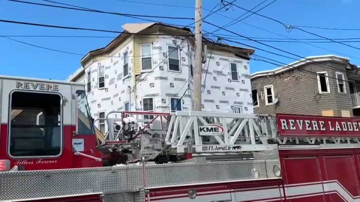 Worker dies in fall from Revere, MA roof