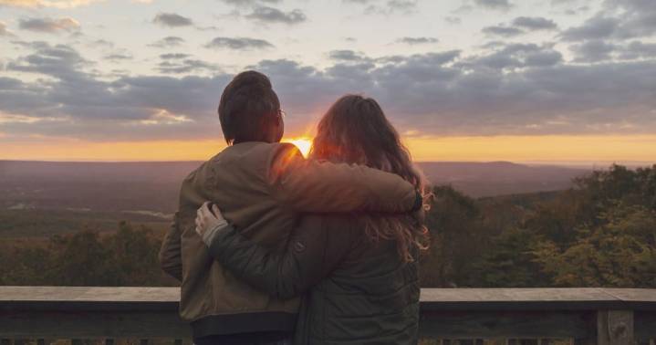 WV fall colors holding on; peak viewing extended