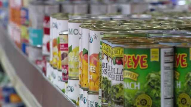 Omaha nonprofit's food pantry open for anyone needing assistance during government shutdown