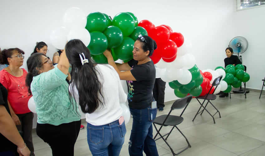 Participará Instituto Municipal de la Mujer en el Desfile de Calaveras con Catrina Hecha con Globos
