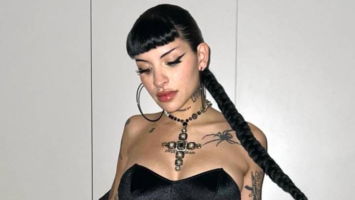 Cazzu lanza adelanto de "Balada malvada", su nueva canción que se estrenará el 16 de octubre