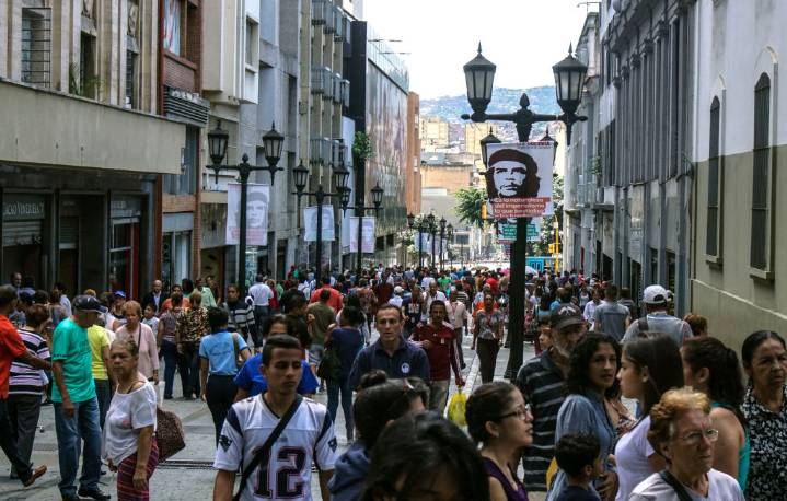 Venezuela, entre los países con obstáculos legales o sociales para practicar libremente la fe