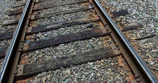 One dead after train vs pedestrian in southeast Missouri