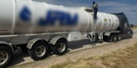 Aseguran tractocamión con más de 50 mil litros de hidrocarburo ilegal en Sonora