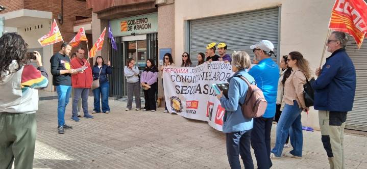 El personal de los centros de menores retoma la huelga para presionar