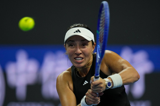 Pegula se convierte en la tercera estadounidense en llegar a semifinales del Abierto de China