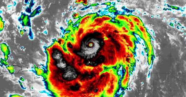 No se salva nadie | El "huracán del siglo" ya destruyó a un país entero y va por más: quiénes están en peligro