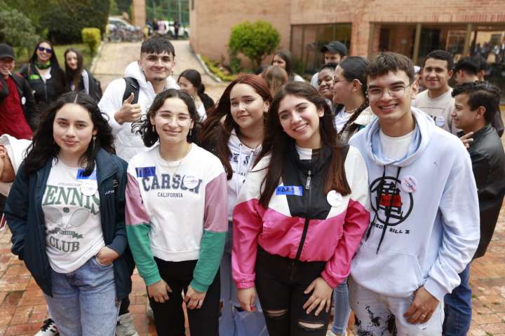 ¡Atención estudiantes!, empezó el primer pago de Renta Joven