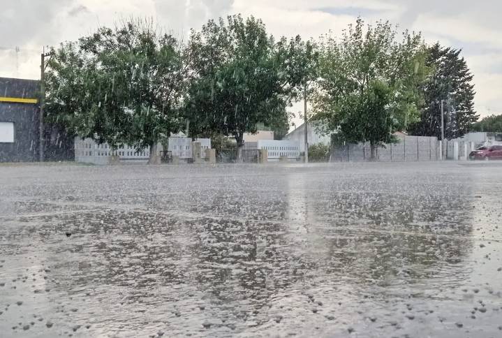 Alerta amarilla con tormentas y lluvias anunciadas hasta el viernes