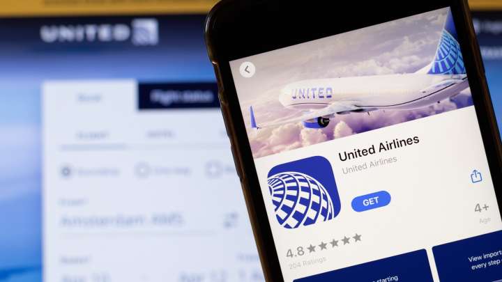 United Beats American Airlines And Delta In Becoming The First To Offer New Boarding Pass Feature