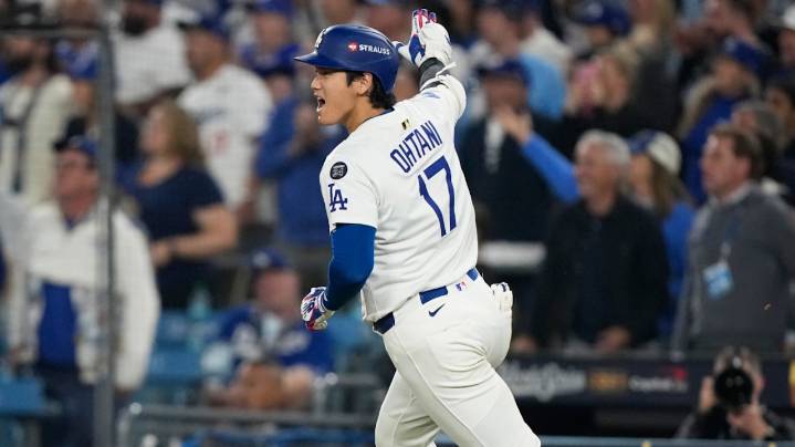 Is Shohei Ohtani better than greatest Yankee ever?
