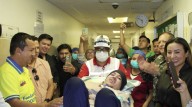 Joven venezolano sale de hospital de Ecuador tras 1.245 días de luchar por su vida como consecuencia de un asalto