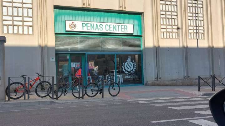 El Peñas negocia con la propiedad e intentará una reunión a tres bandas con el Ayuntamiento por el Center
