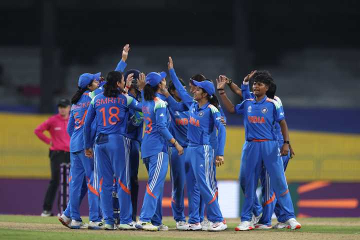 Women’s WC: India crush Pakistan by 88 runs to extend unbeaten streak
