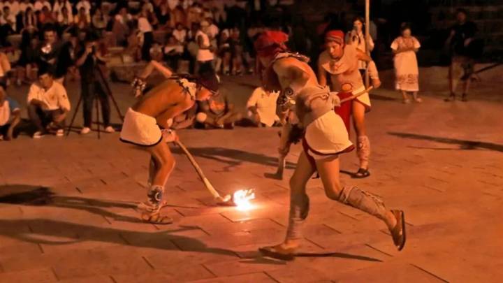 Honran a la muerte a través de la pelota purépecha