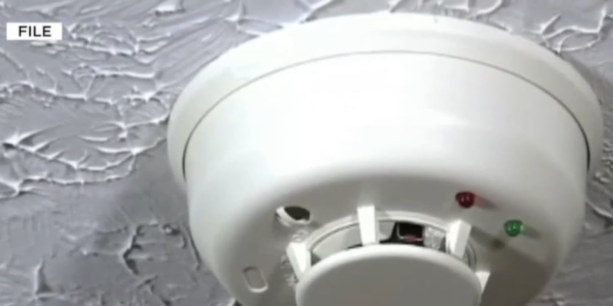 Remember: Check smoke alarms when you turn back your clocks