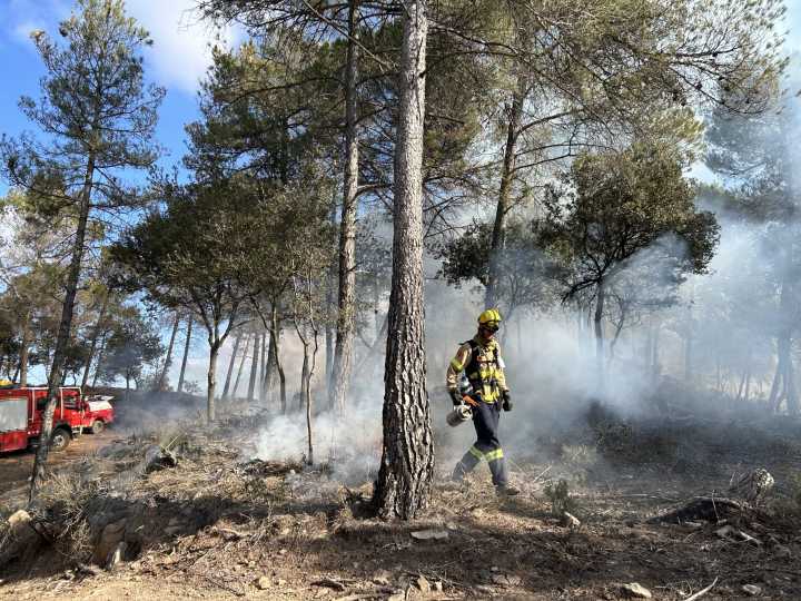 Los bomberos ‘antorcheros’ superan los límites de seguridad de exposición a partículas cancerígenas del humo