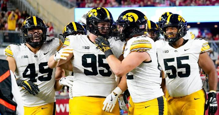5 Takeaways from Iowa’s dominant win over Wisconsin: Defense keeps rolling with first half hat trick