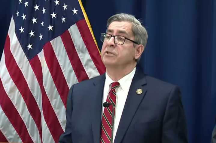 FBI official totally bungles saying 'Toronto Raptors' in NBA gambling investigation press conference