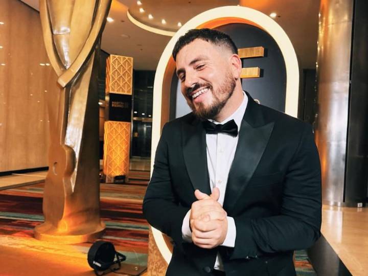 Muy acaramelado. Fede Bal fue grabado a los besos con una notera en el after party de los Martín Fierro